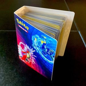 Pokémon cards w Pokémon album included